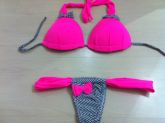 pink e preto geometrico