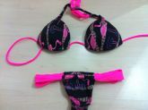 flamingo com rosa